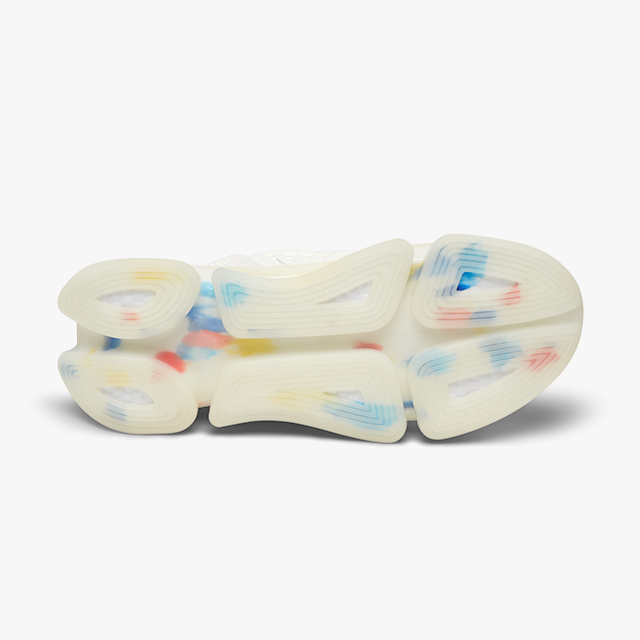 Women's Mesh Sneakers - Thumbnail Image
