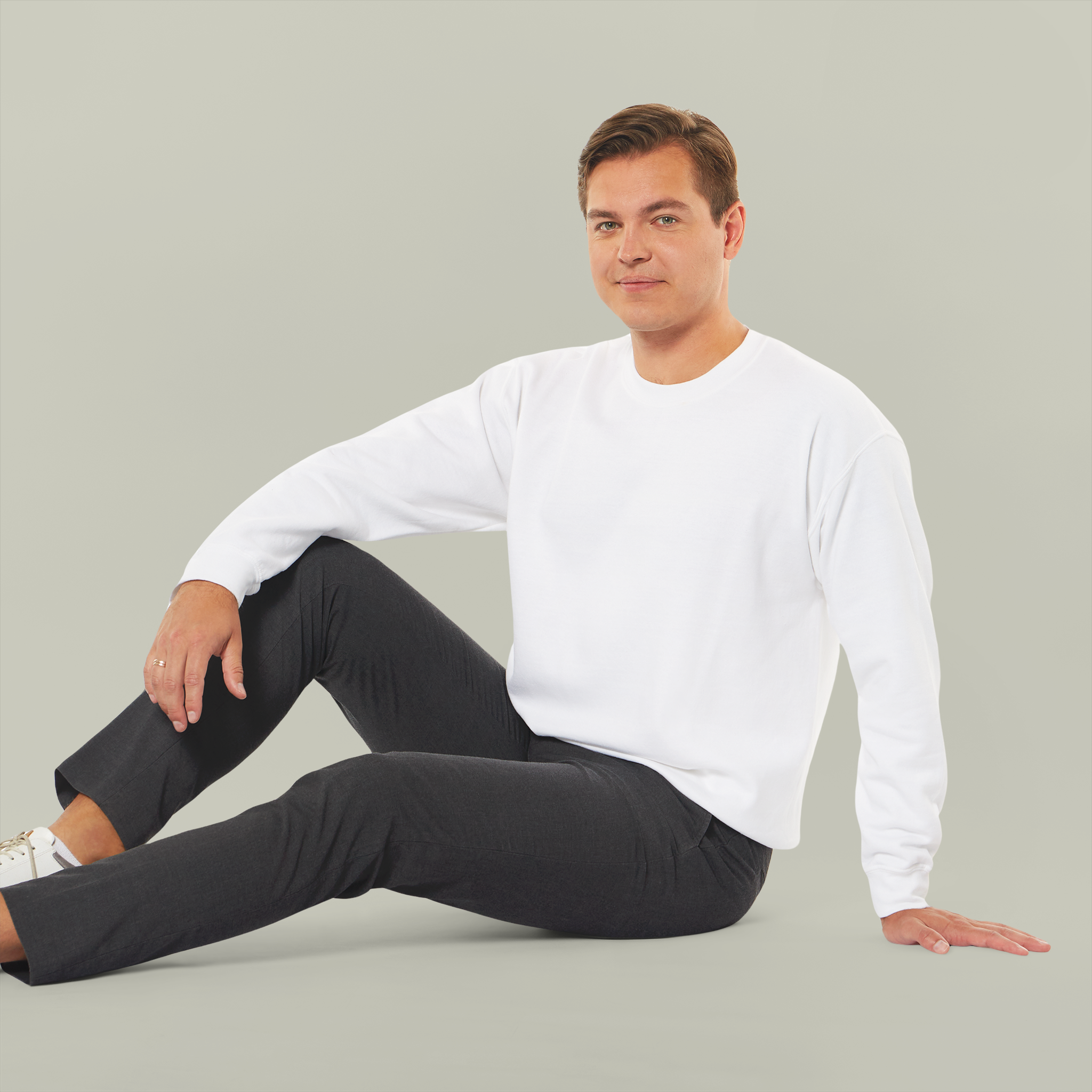 Unisex Heavy Blend™ Crewneck Sweatshirt - Thumbnail Image