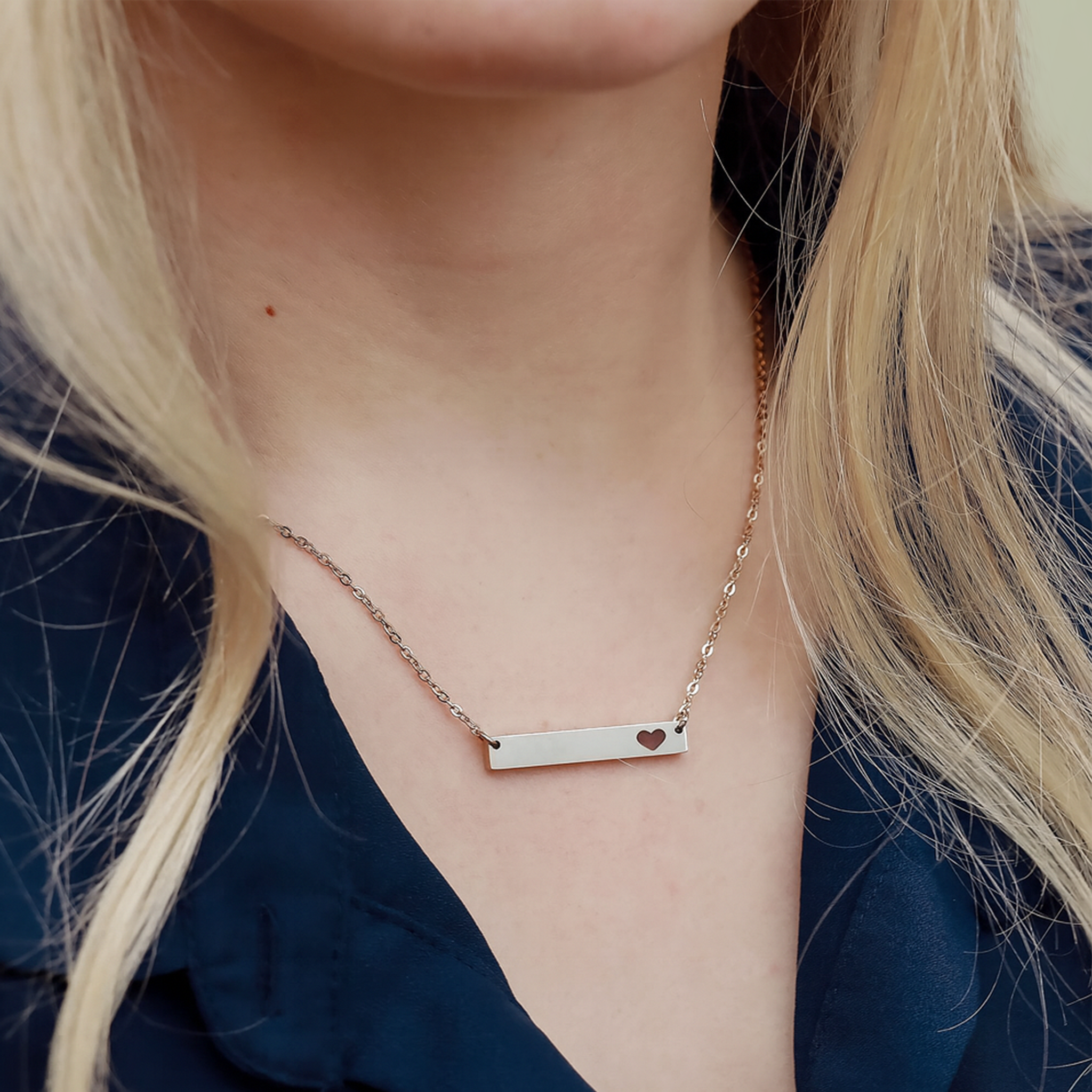 Cutout Heart Bar Necklace (Engraving) - Main Image
