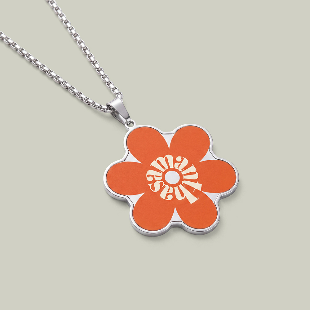 Custom Cut Photo Pendant - Thumbnail Image